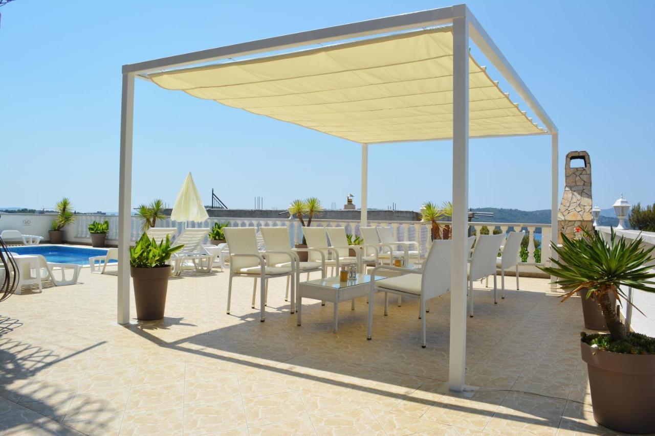 Apartments Curic Трогір Екстер'єр фото