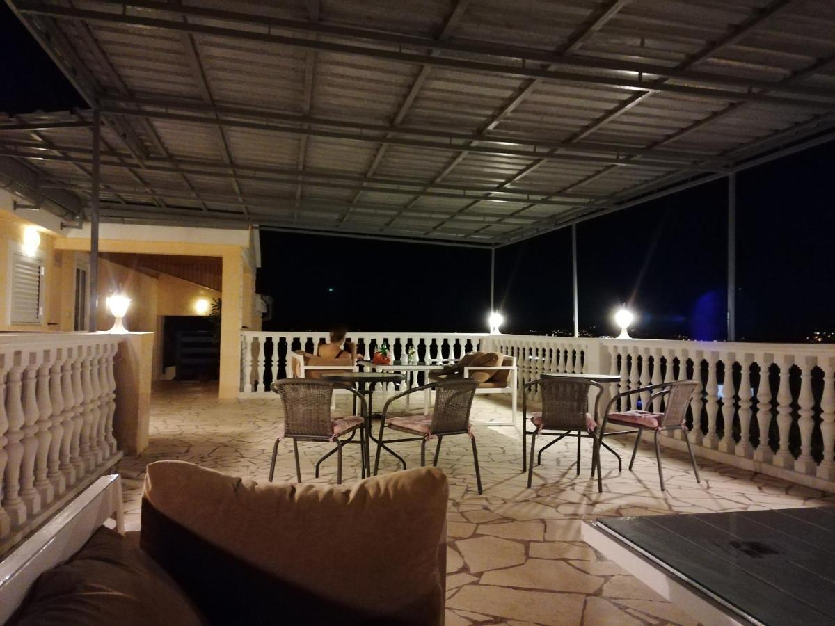 Apartments Curic Трогір Екстер'єр фото