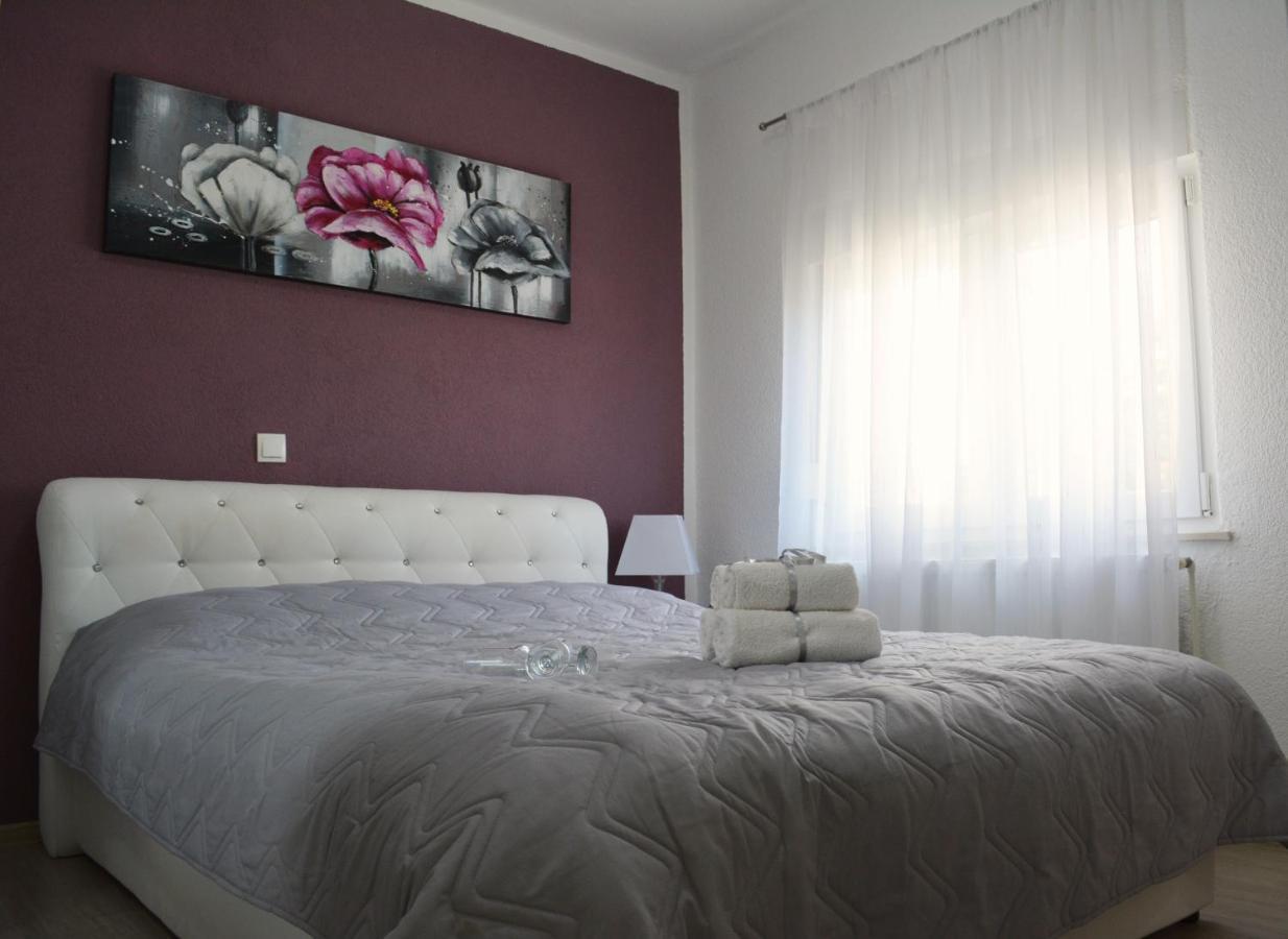 Apartments Curic Трогір Екстер'єр фото